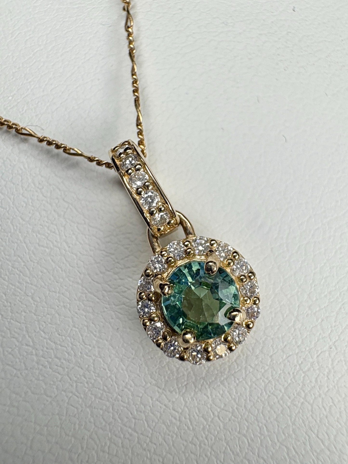 Natural Emerald Diamond halo Pendant Necklace Solid 9k Gold on a 14k Figero Chain 18" - NewLifeJewelryVault