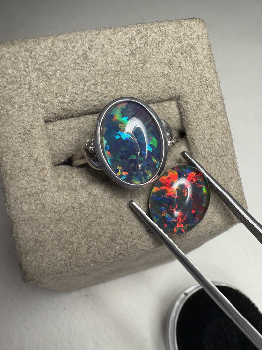 Lab-Grown Gilson vs. Natural Coober Pedy Opal Triplets: Let’s Take a Look