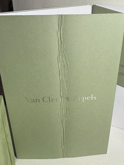 Van Cleef & Arpels Perlee ring in 18k gold.