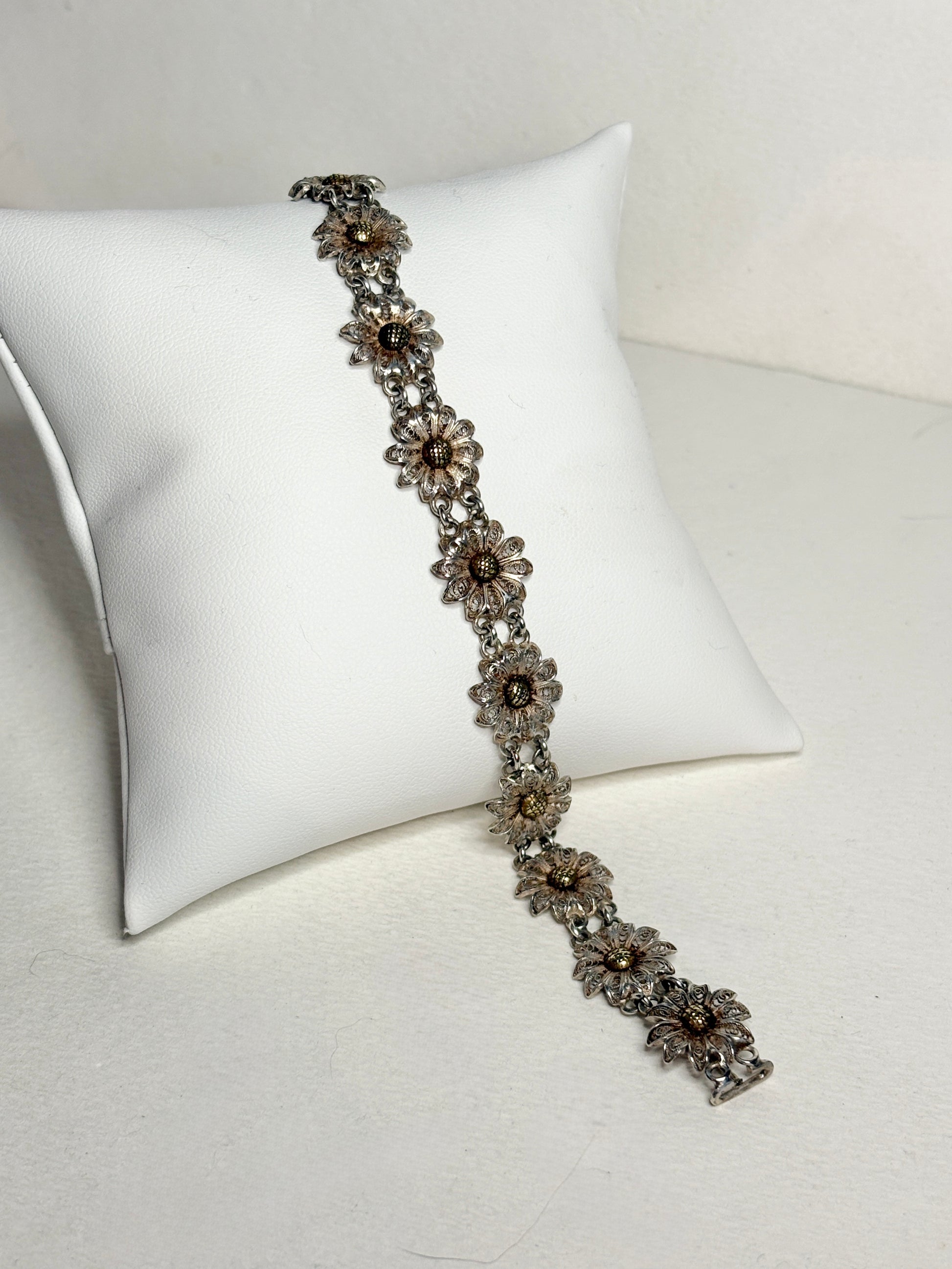 Vintage two-toned 800 silver floral daisy bracelet with gold-plated centers.