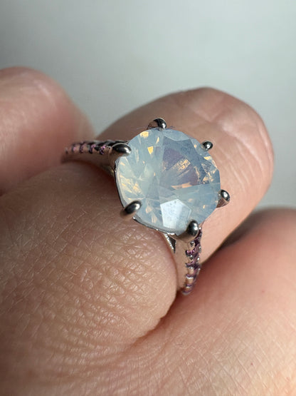 Sterling silver ring with milky white quartz and rhodolite garnets, size 8.