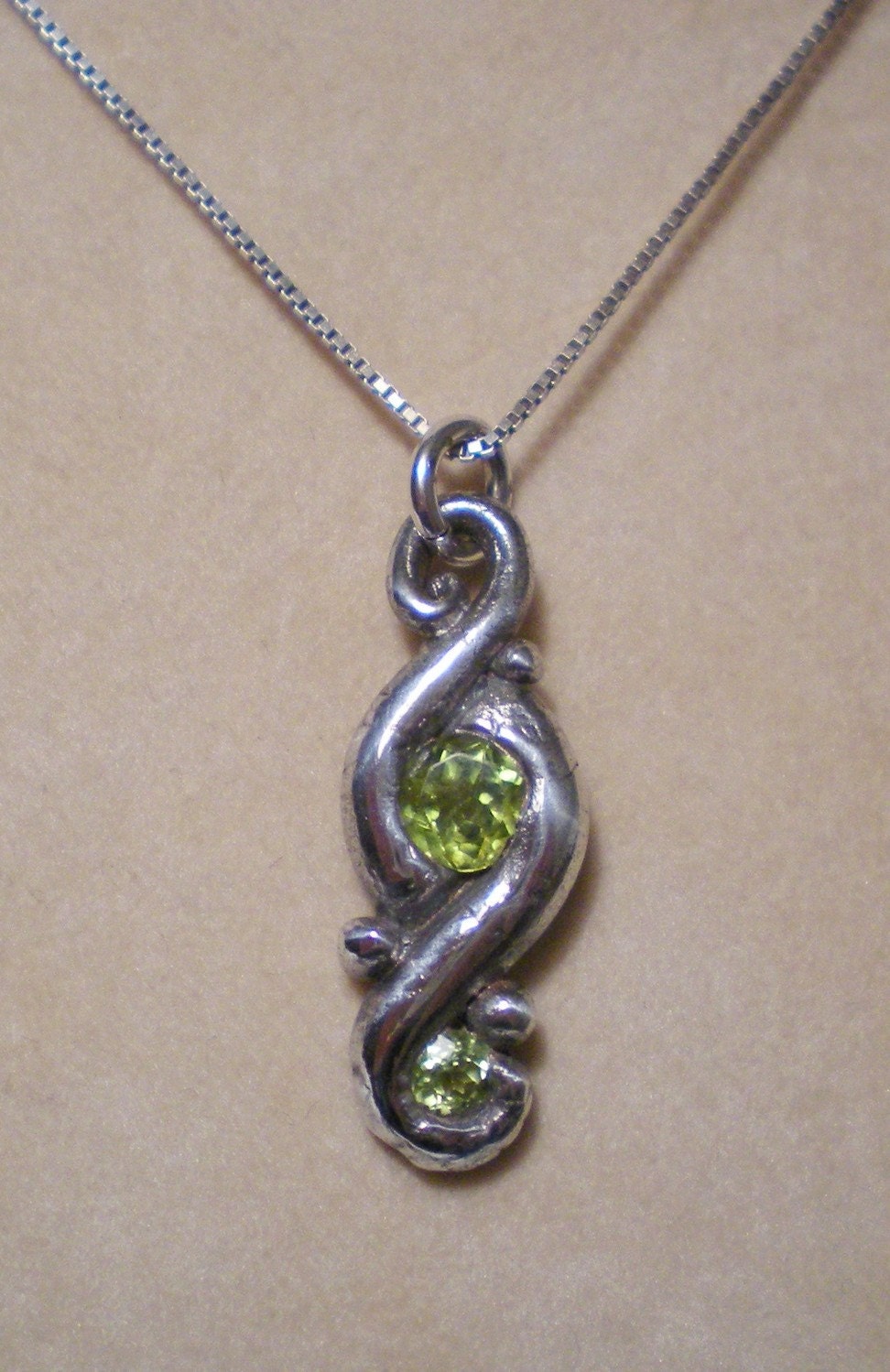 Peridot solid 999 fine silver rustic swirl pendant one of a kind