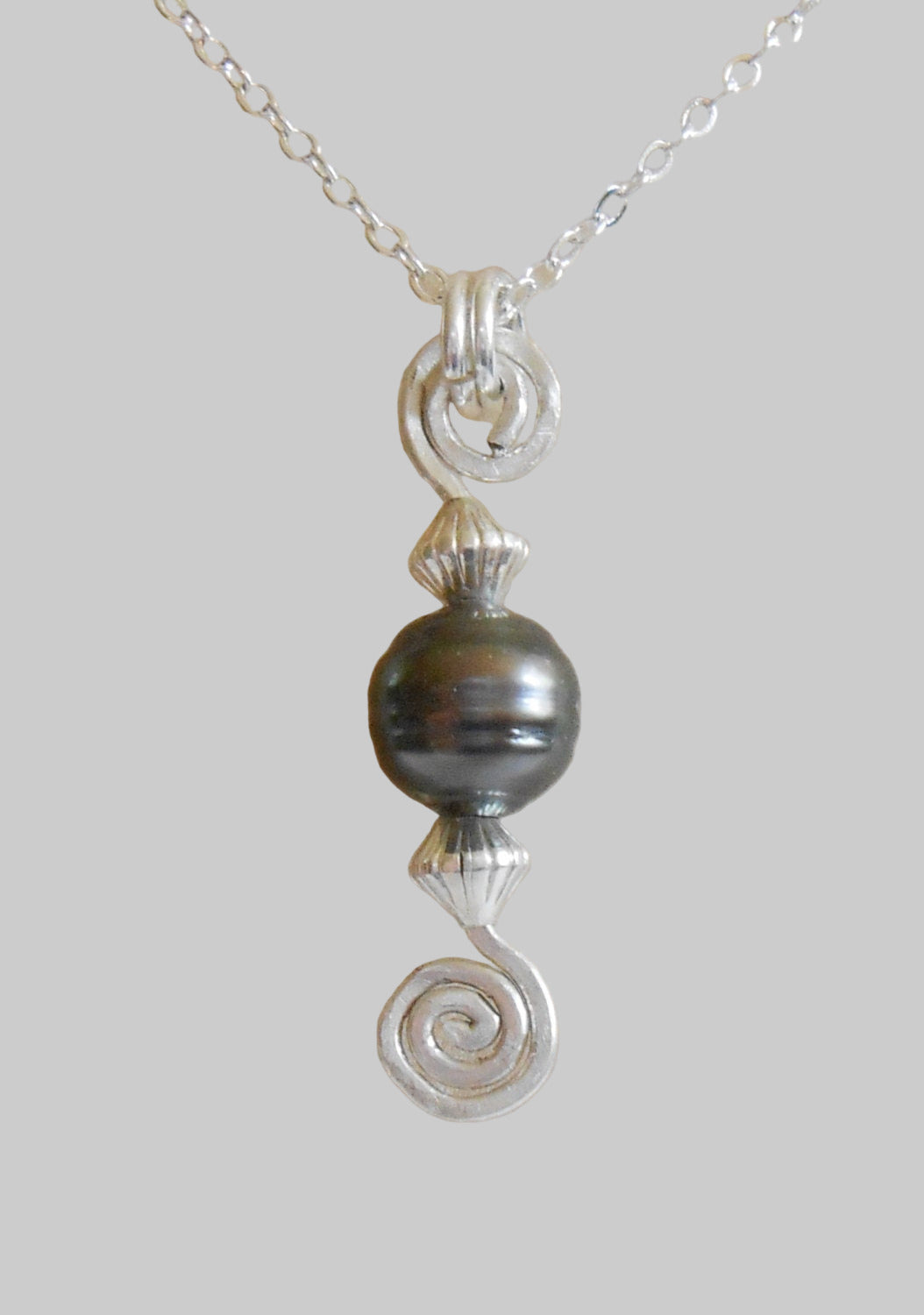 Tahitian pearl on sterling silver wire pendant with sterling silver chain
