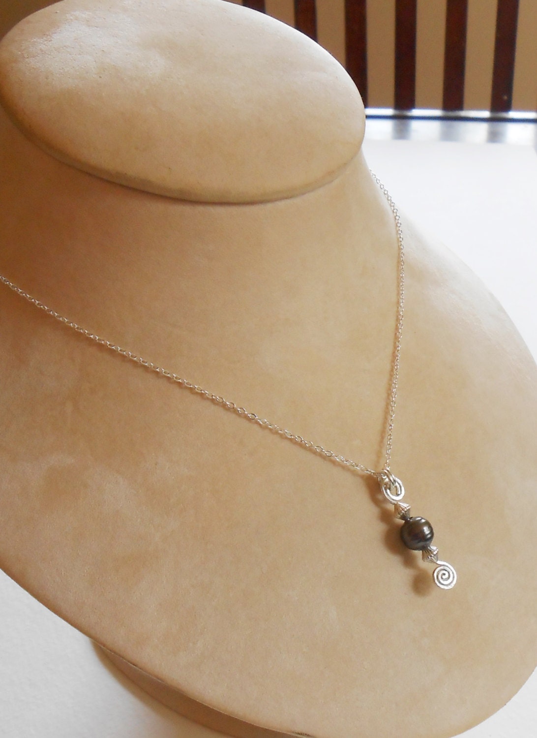 Tahitian pearl on sterling silver wire pendant with sterling silver chain