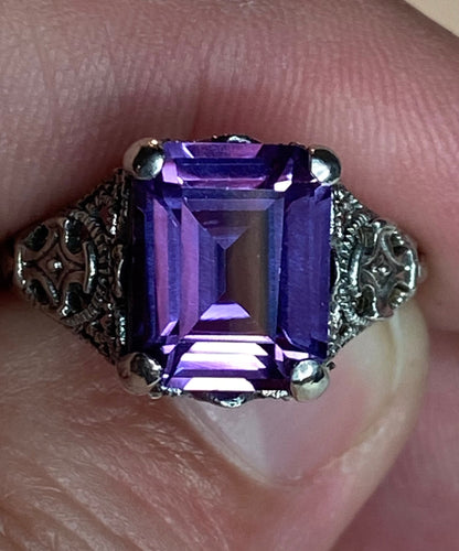 Art Deco sterling silver ring with a color-changing sapphire.