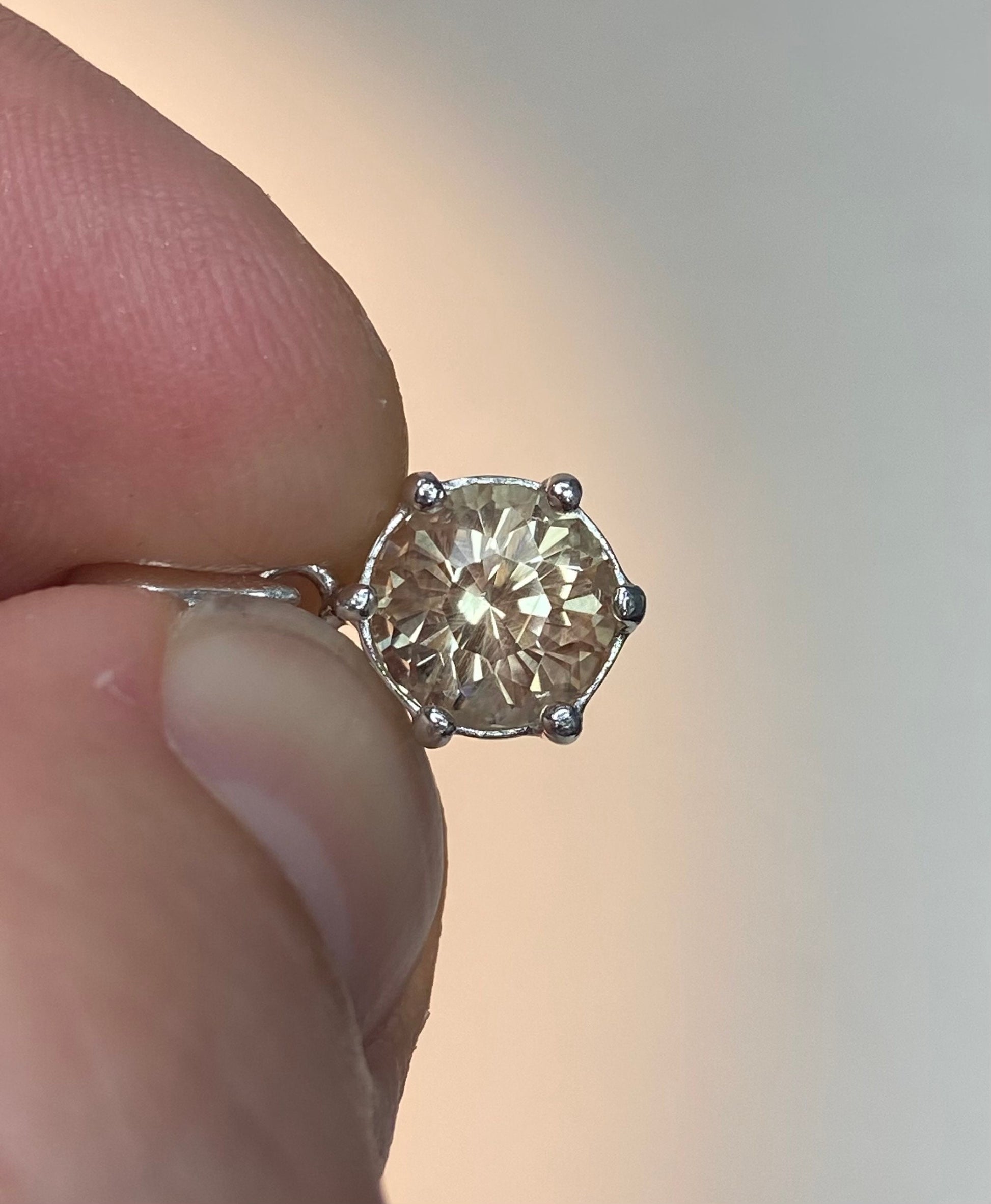 Oregon Sunstone pendant necklace solitaire fancy precision cut