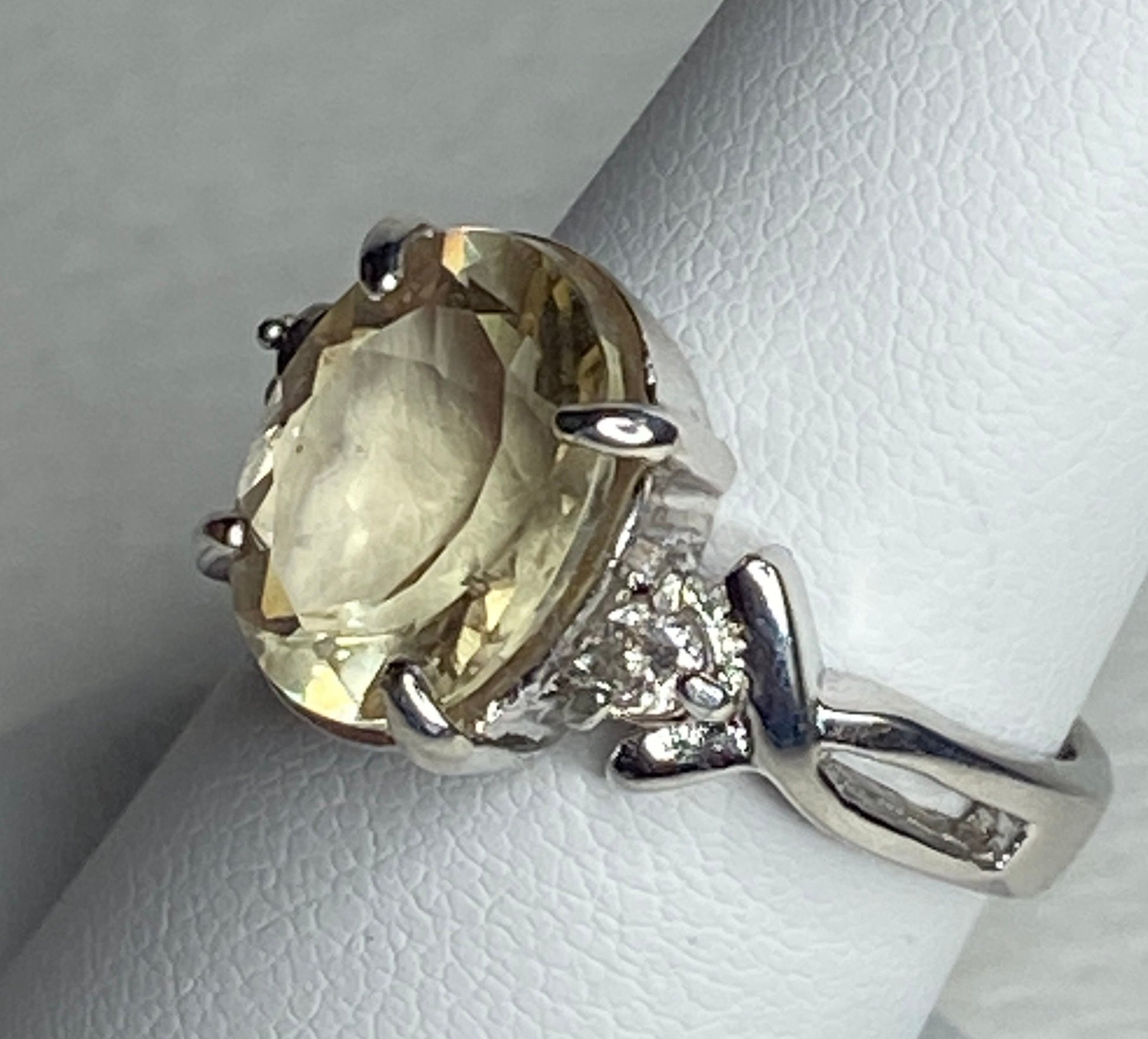 Bold Oregon sunstone and natural diamond sterling silver ring.