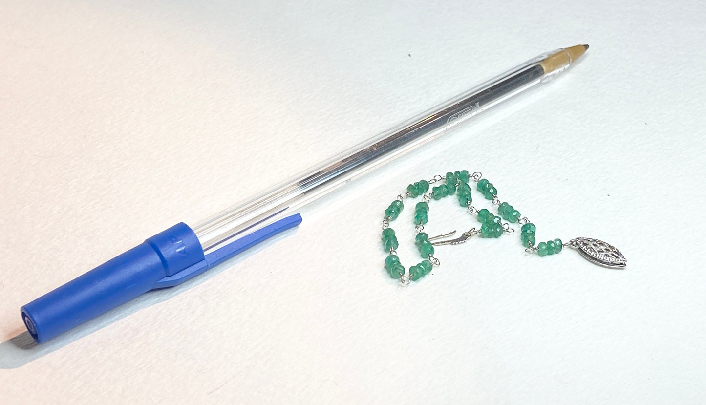 Natural emerald beaded bracelet with a white gold clasp.