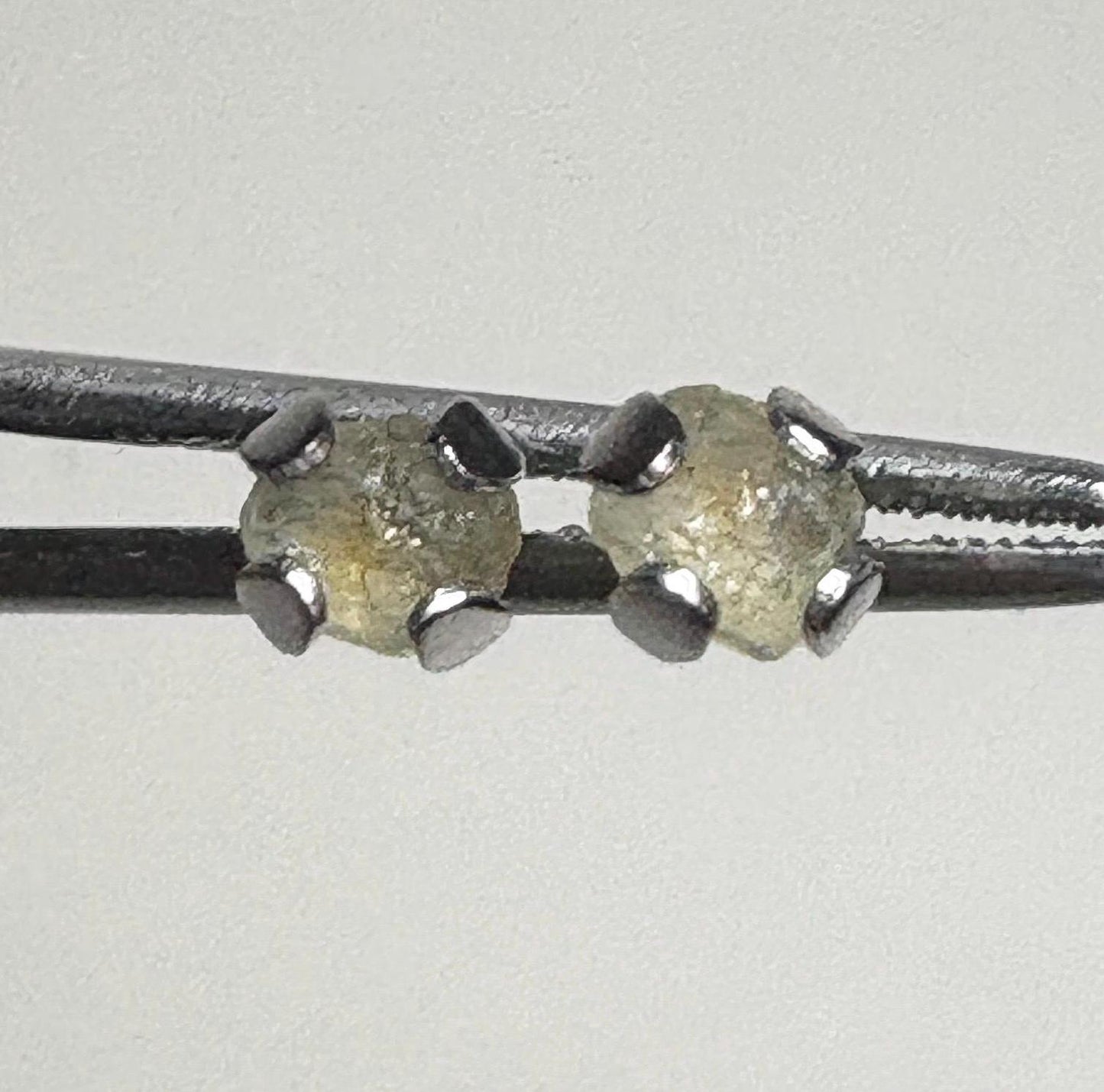 Yellow Natural Rough Matched MONTANA Sapphire Untreated Stud Earrings in Stainless steel