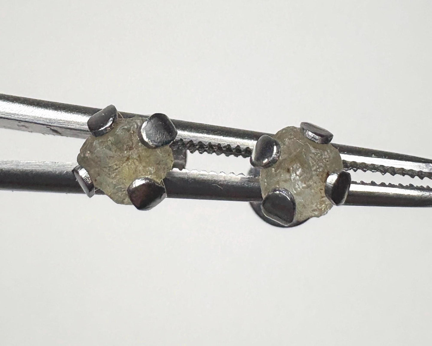 Yellow Natural Rough Matched MONTANA Sapphire Untreated Stud Earrings in Stainless steel