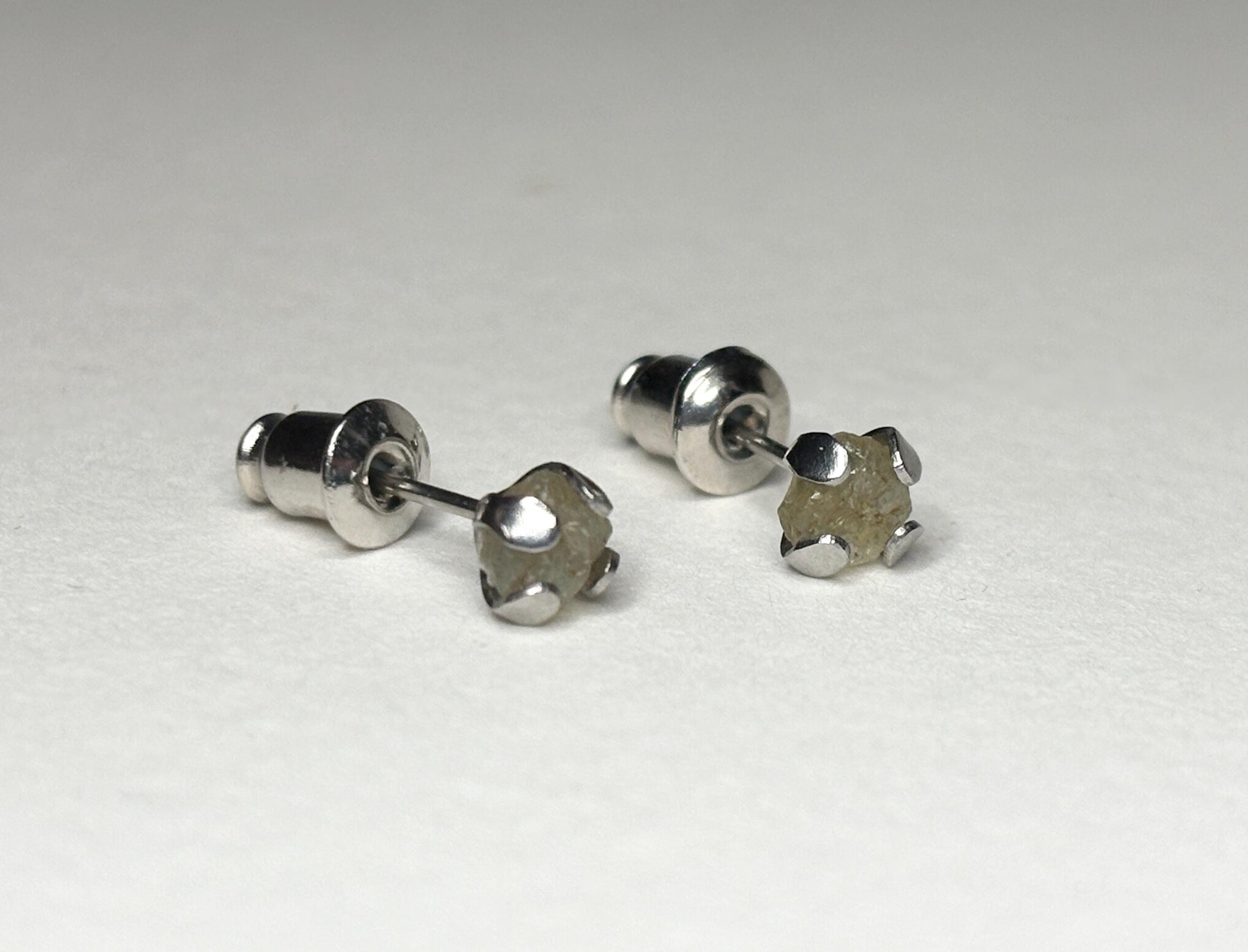 Yellow Natural Rough Matched MONTANA Sapphire Untreated Stud Earrings in Stainless steel