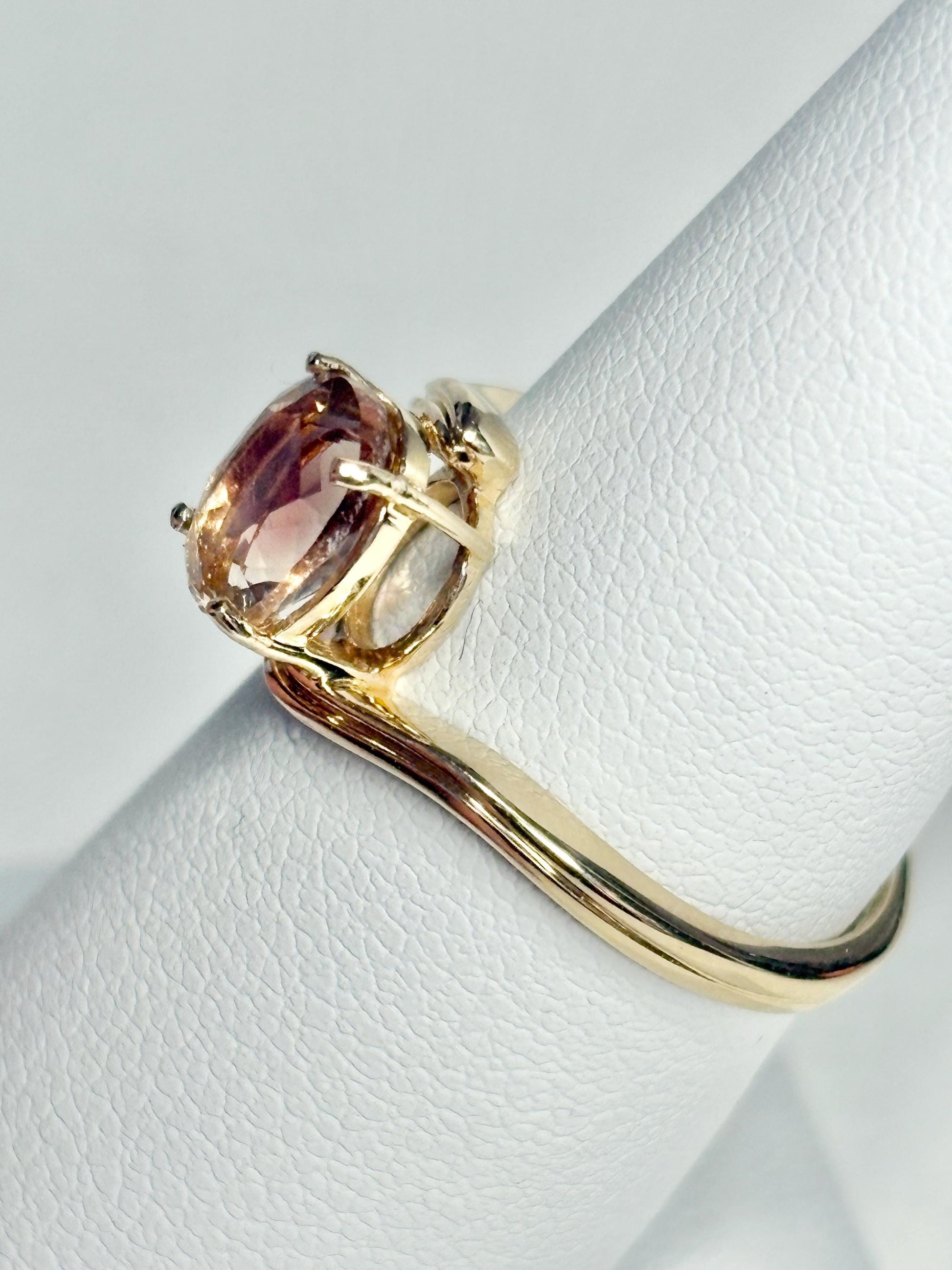 14k gold ring with a light peach Oregon sunstone.
