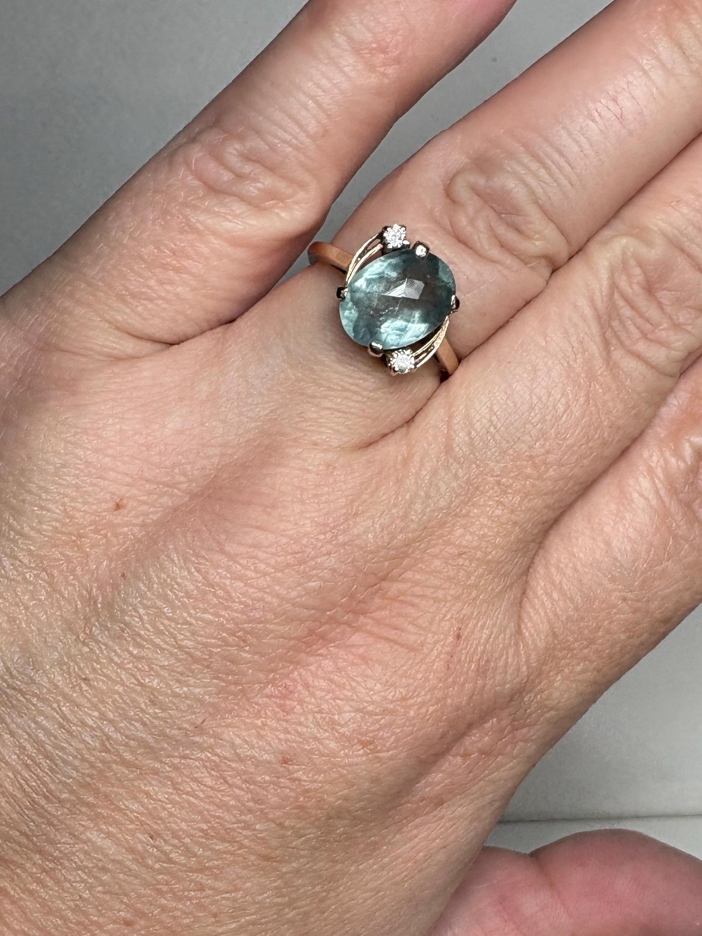 Vintage 10k gold ring with oval seafoam aquamarine beryl and diamonds.