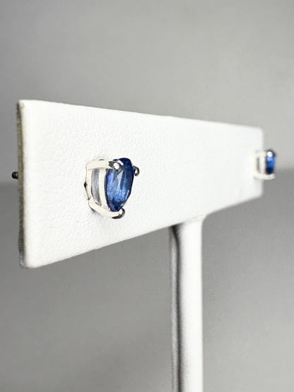 Kyanite stud earrings in pear shape set in sterling silver.