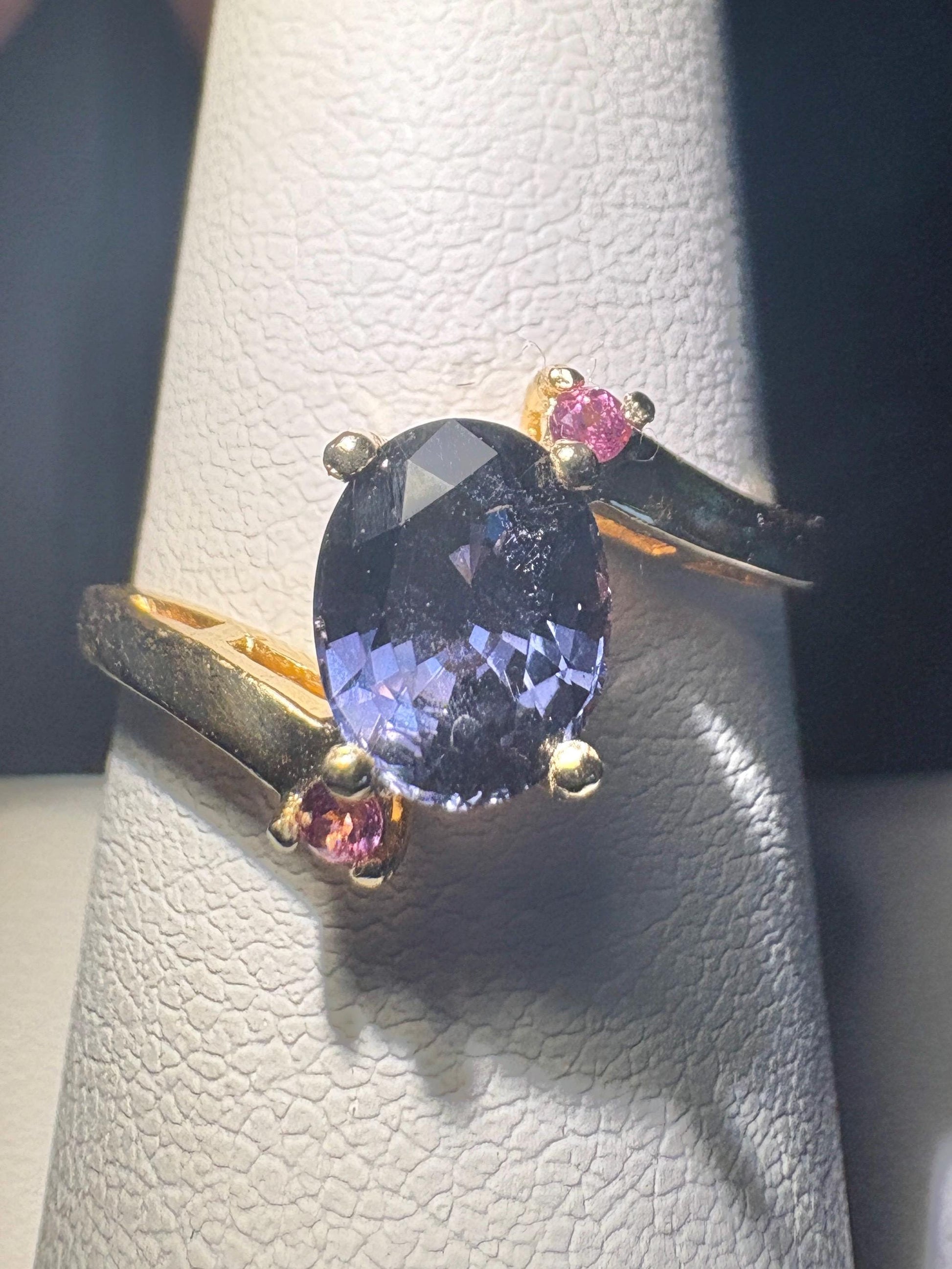 Untreated Umba Color Change Sapphire and Rhodolite Garnet Bypass Ring Solid 14k Gold size 8