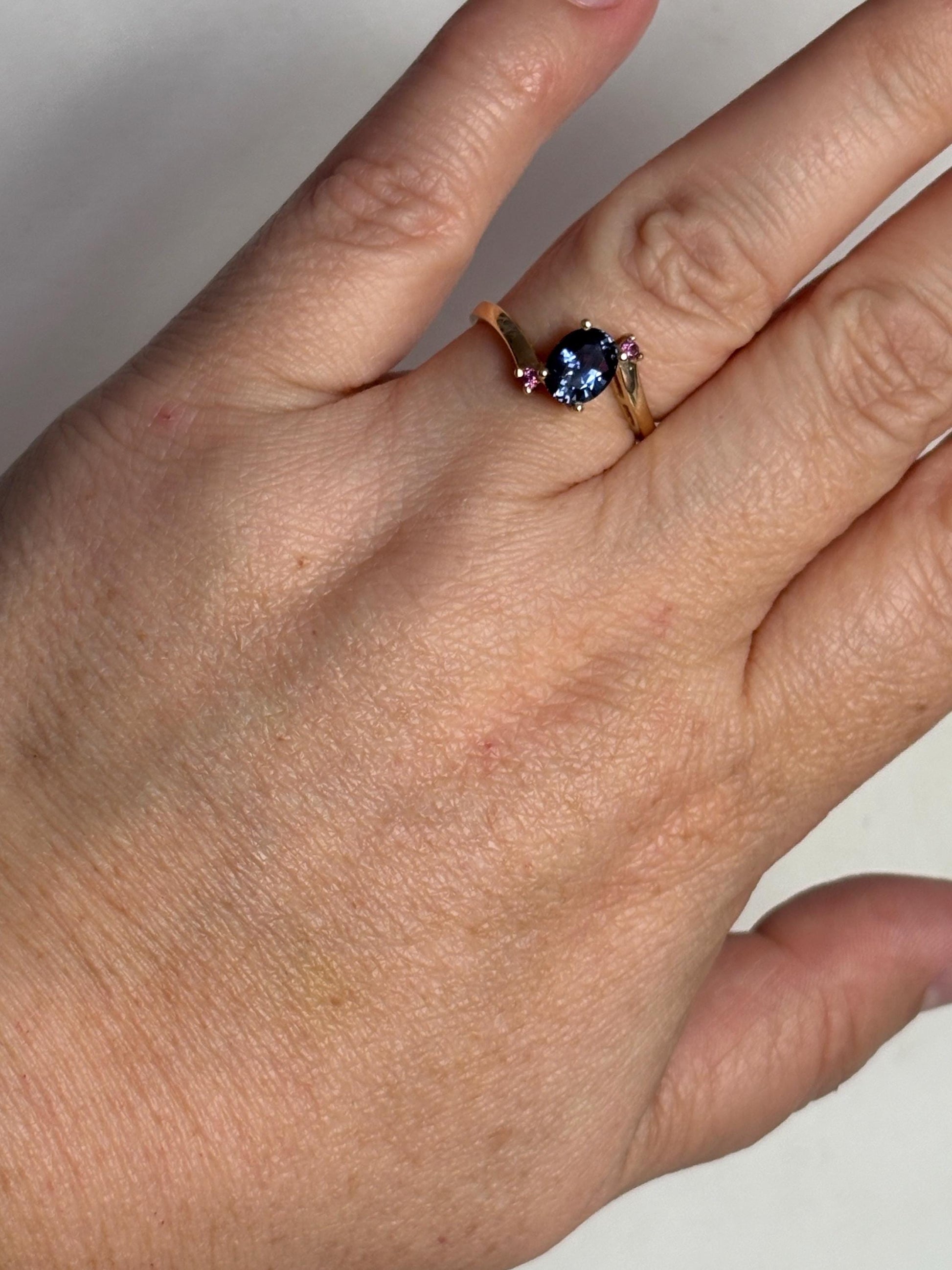 Untreated Umba Color Change Sapphire and Rhodolite Garnet Bypass Ring Solid 14k Gold size 8