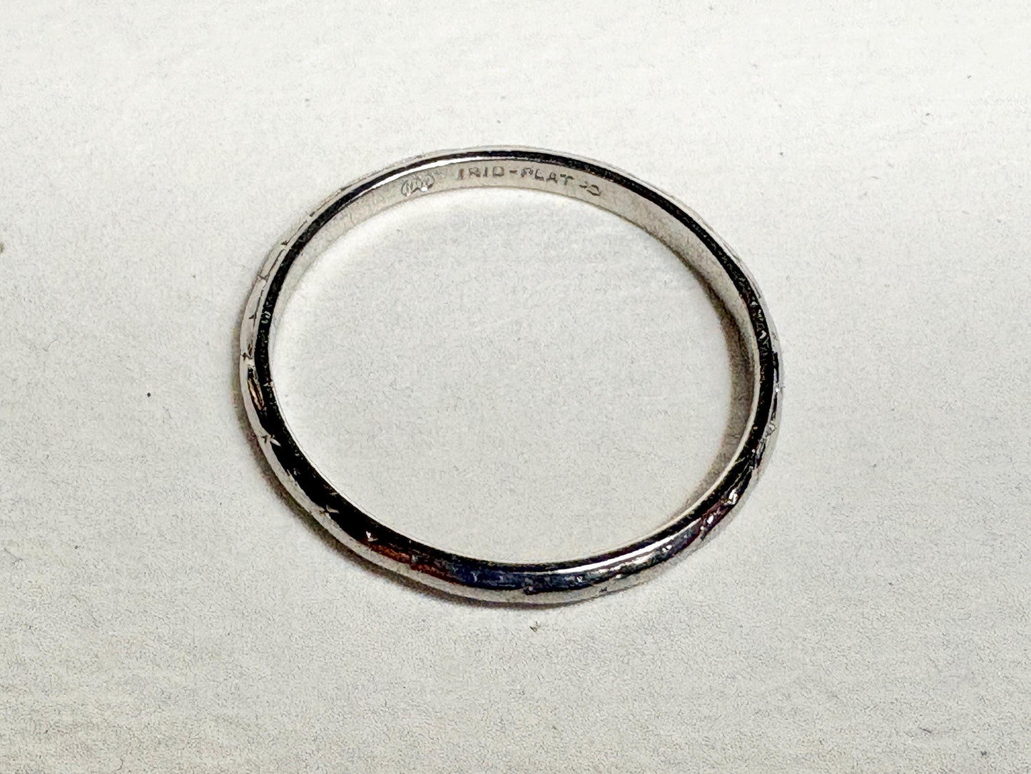 Art Deco platinum iridium chevron band ring, size 8.5.