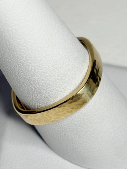 Solid 18k yellow gold hammered finish square band ring.