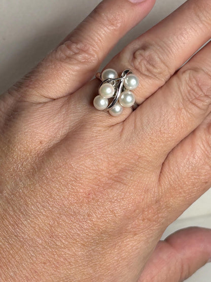 Retro sterling silver ring with a cluster of six Akoya cultured pearls.