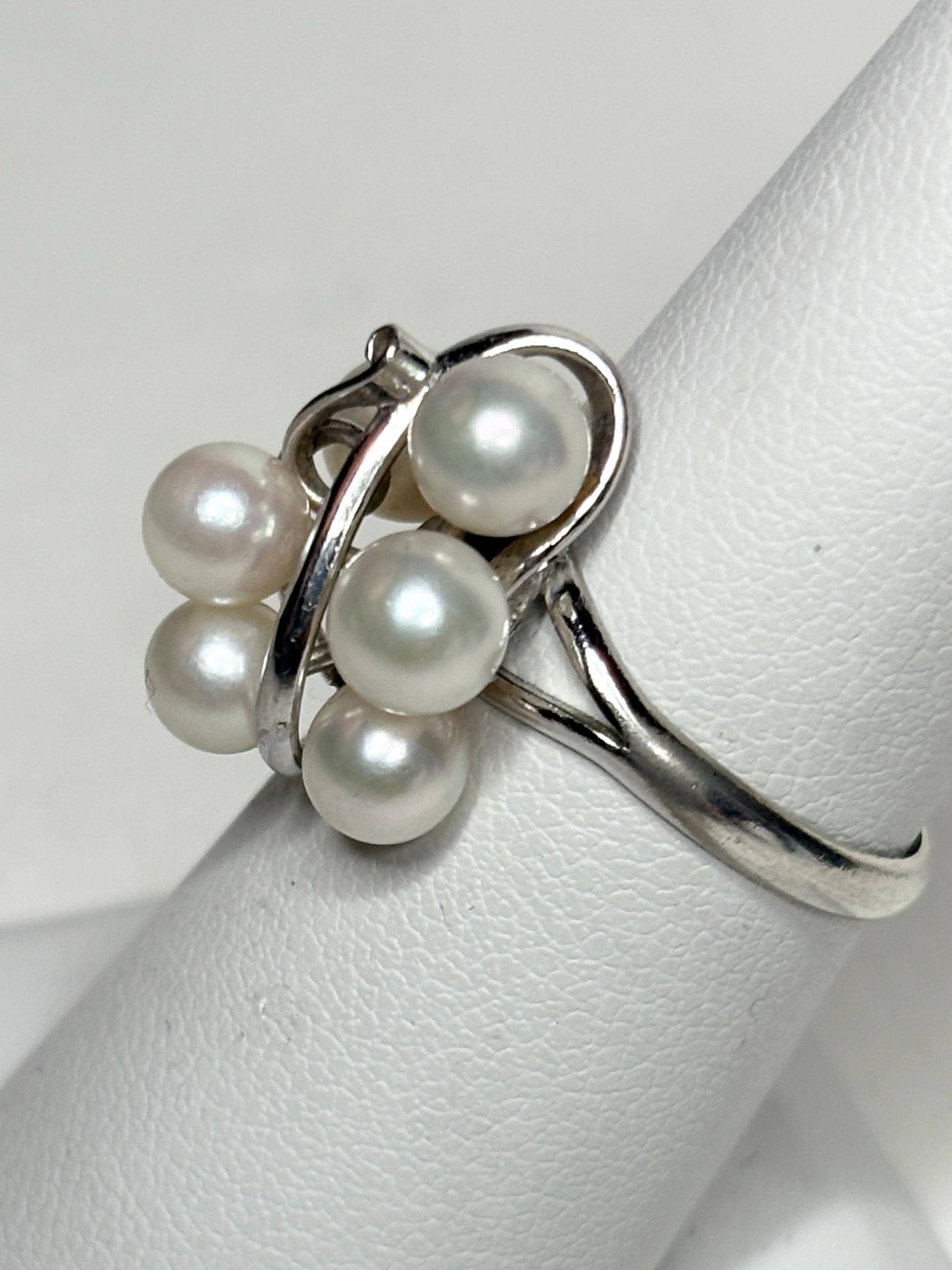 Retro sterling silver ring with six Akoya cultured pearls.