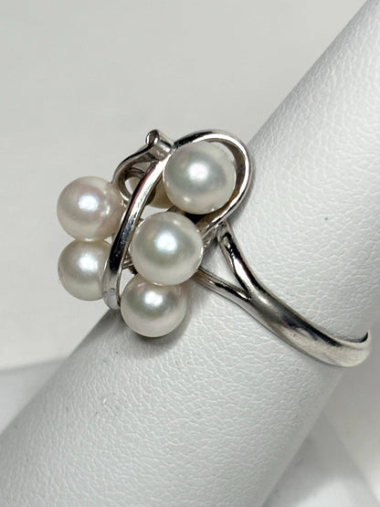 Retro sterling silver ring with six Akoya cultured pearls.