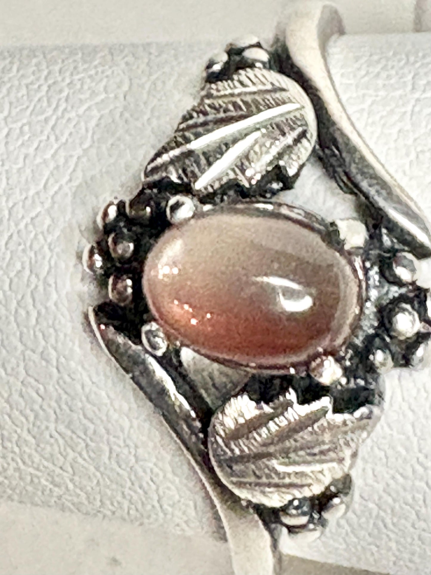 Vintage Dakota Silver ring with a bicolor Oregon sunstone cabochon in sterling silver.