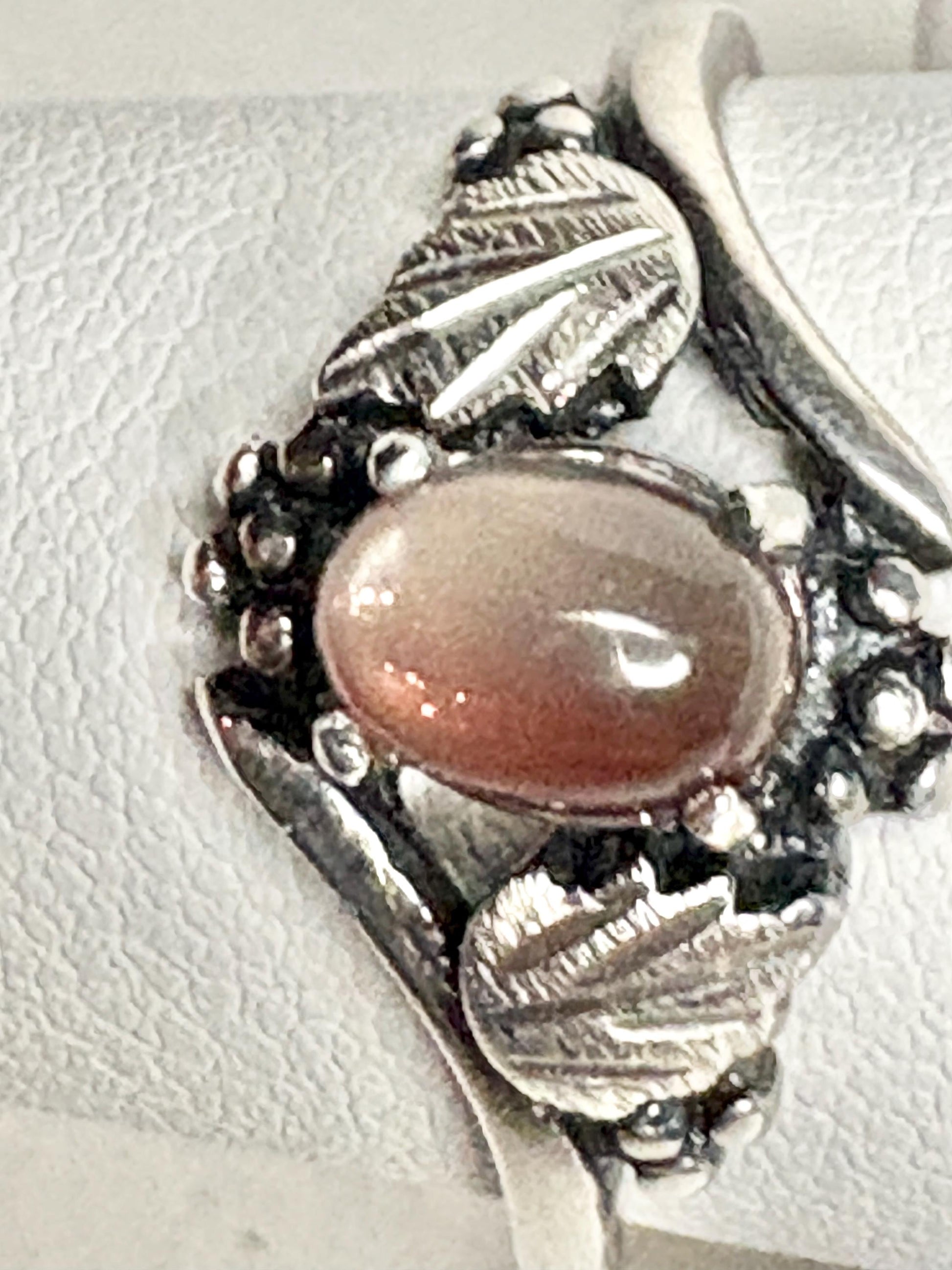 Vintage Dakota Silver ring with a bicolor Oregon sunstone cabochon in sterling silver.