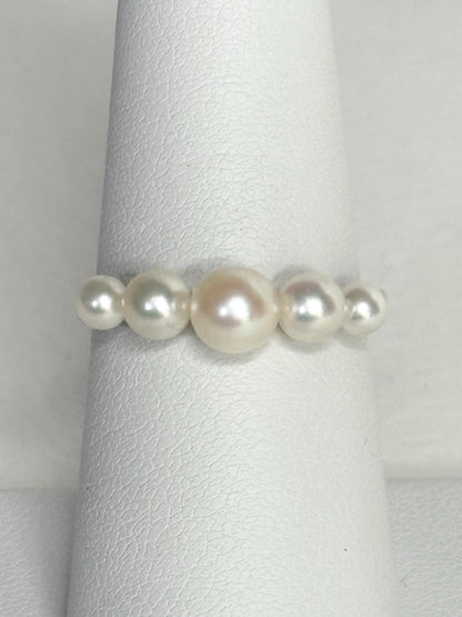 18k white gold ring with five Japanese Akoya cultured pearls.