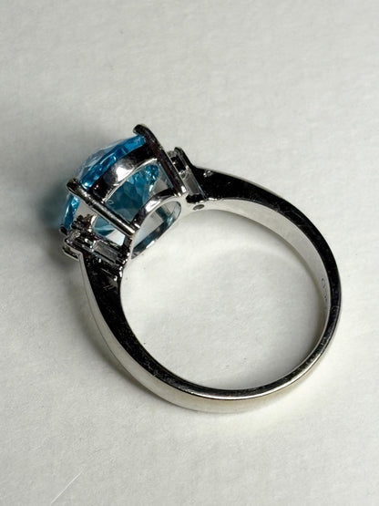 Swiss Blue Topaz and Diamond ring in Solid 14k White Gold size 7 - NewLifeJewelryVault