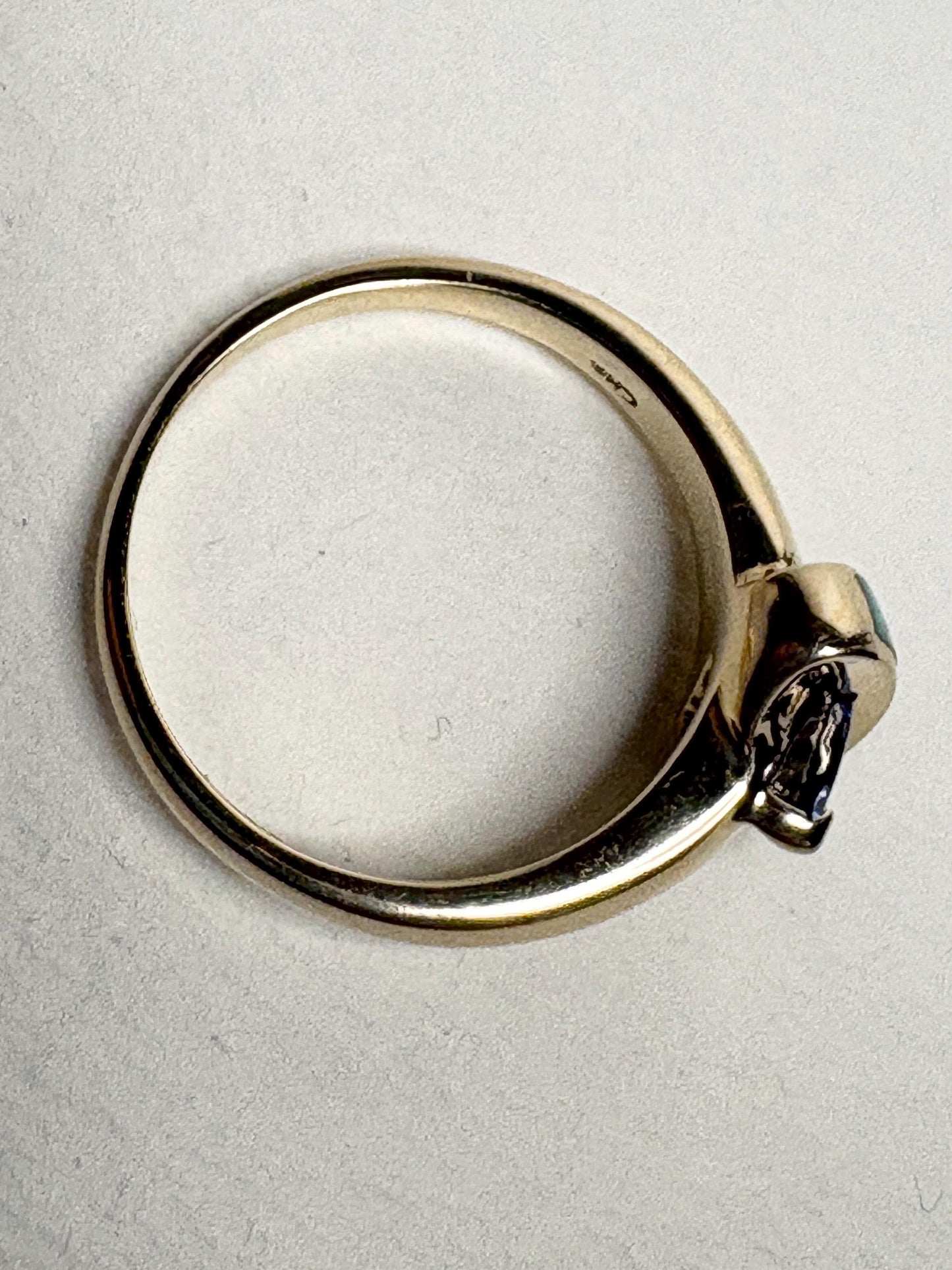 Trillion Tanzanite and Australian Opal Inlayed Band Ring Solid 14k Gold size 7.25 - NewLifeJewelryVault