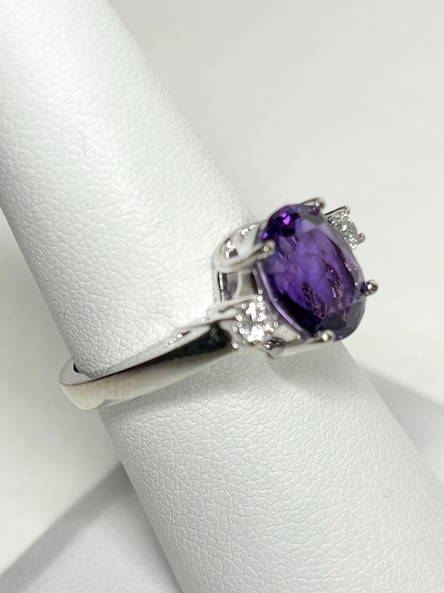 Amethyst and Diamond Ring Solid 18k White Gold Ring size 6.75