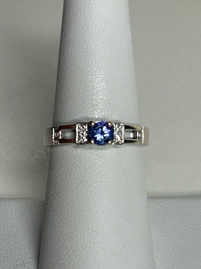 LeVian Tanzanite and Diamond Band Ring in Solid 18k White Gold size 7 - NewLifeJewelryVault