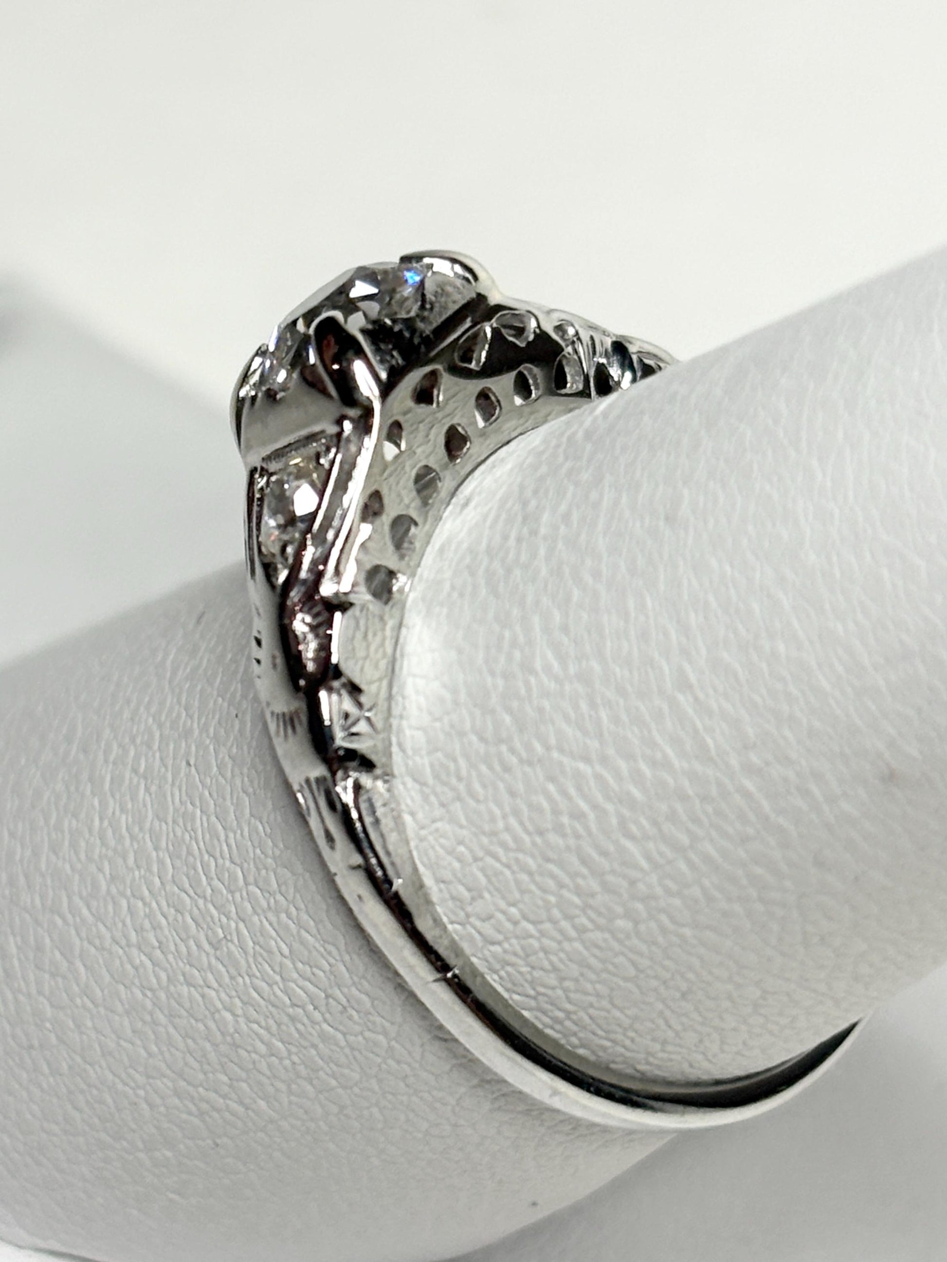 Art Deco Old Miner's Cut Diamond Trilogy Ring in Solid 18k White Gold size 7.25 - NewLifeJewelryVault