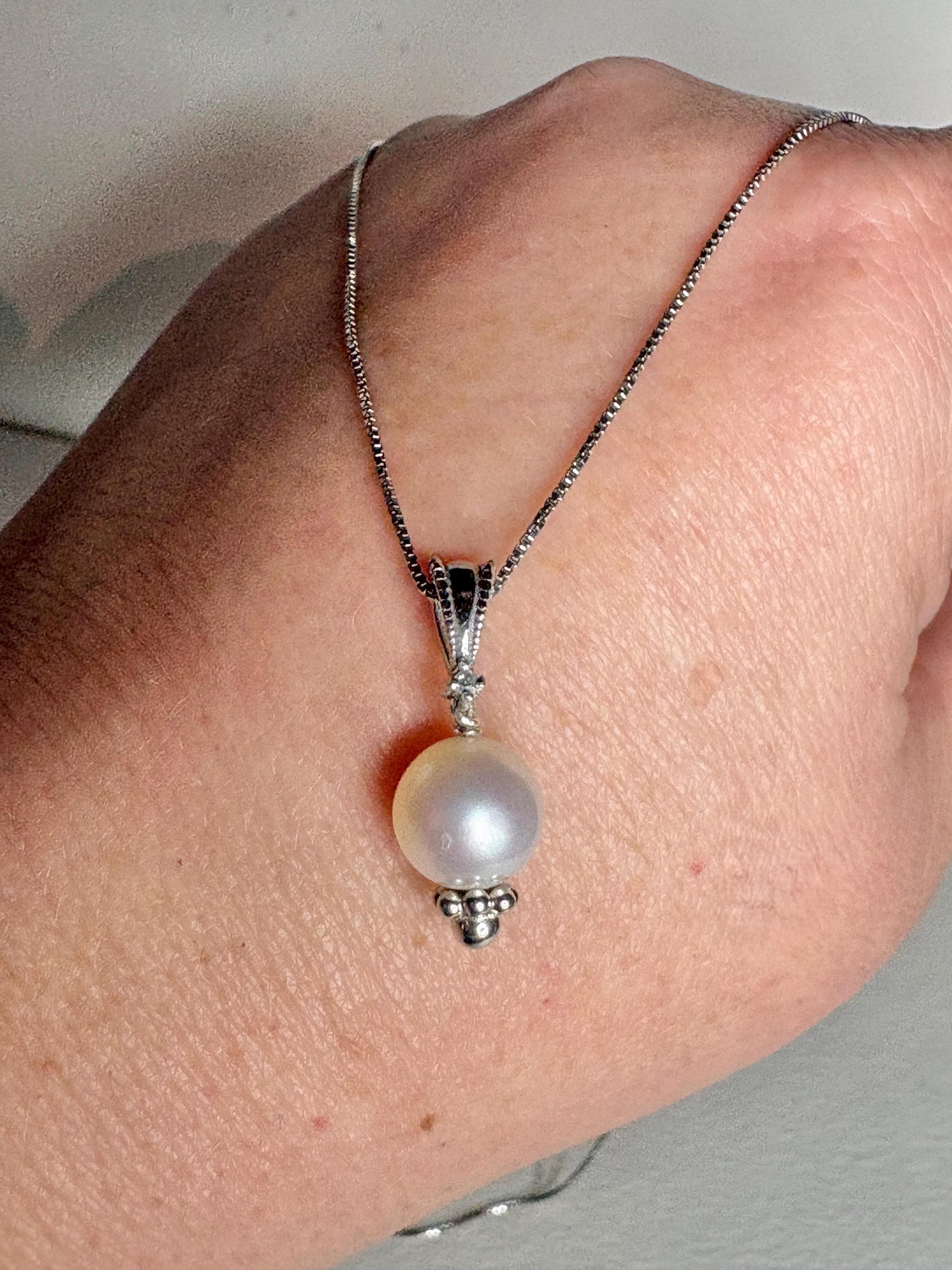 Akoya Cultured Pearl and Diamond Pendant Necklace in Sterling Silver 18" - NewLifeJewelryVault