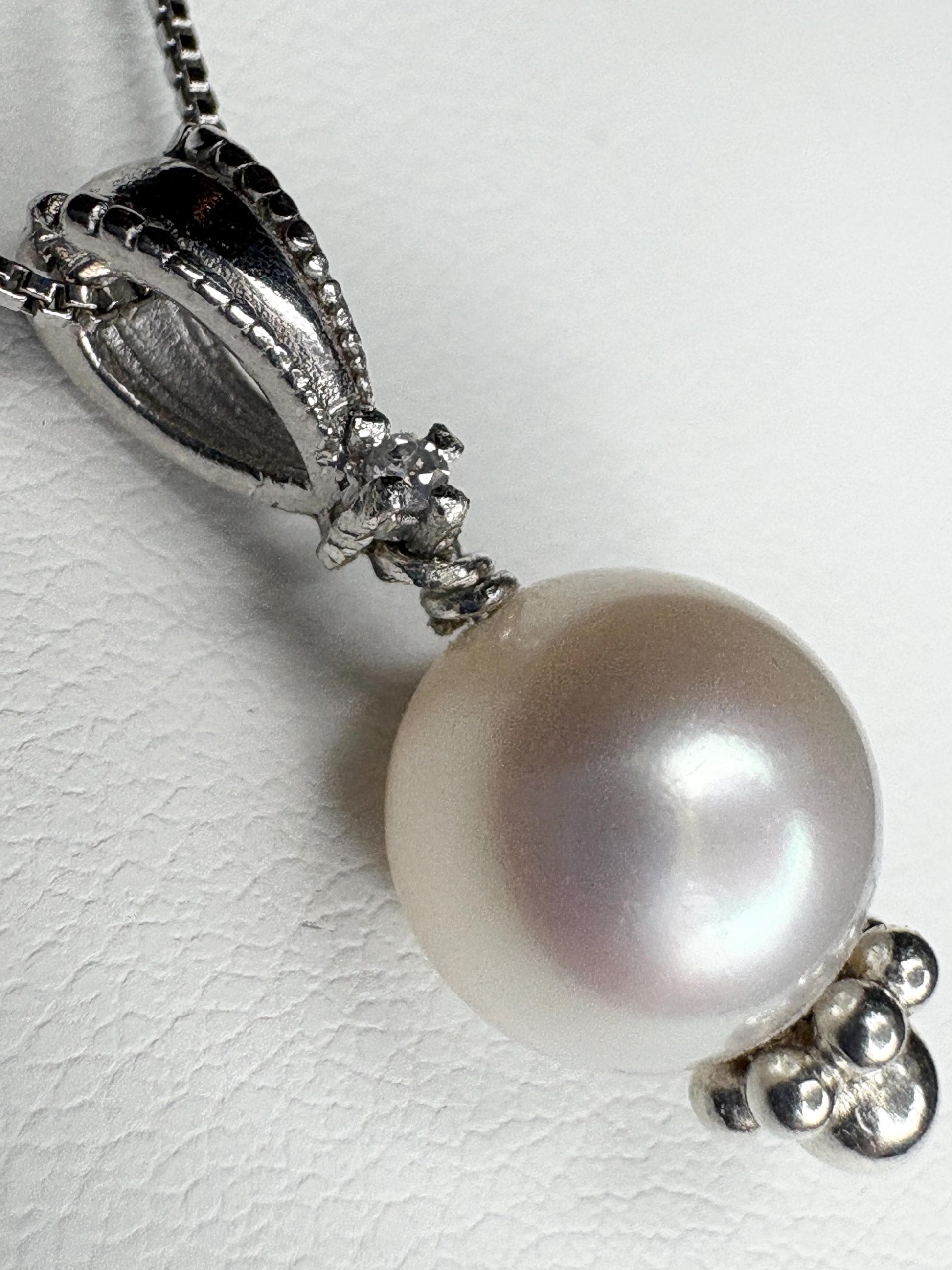 Akoya Cultured Pearl and Diamond Pendant Necklace in Sterling Silver 18" - NewLifeJewelryVault