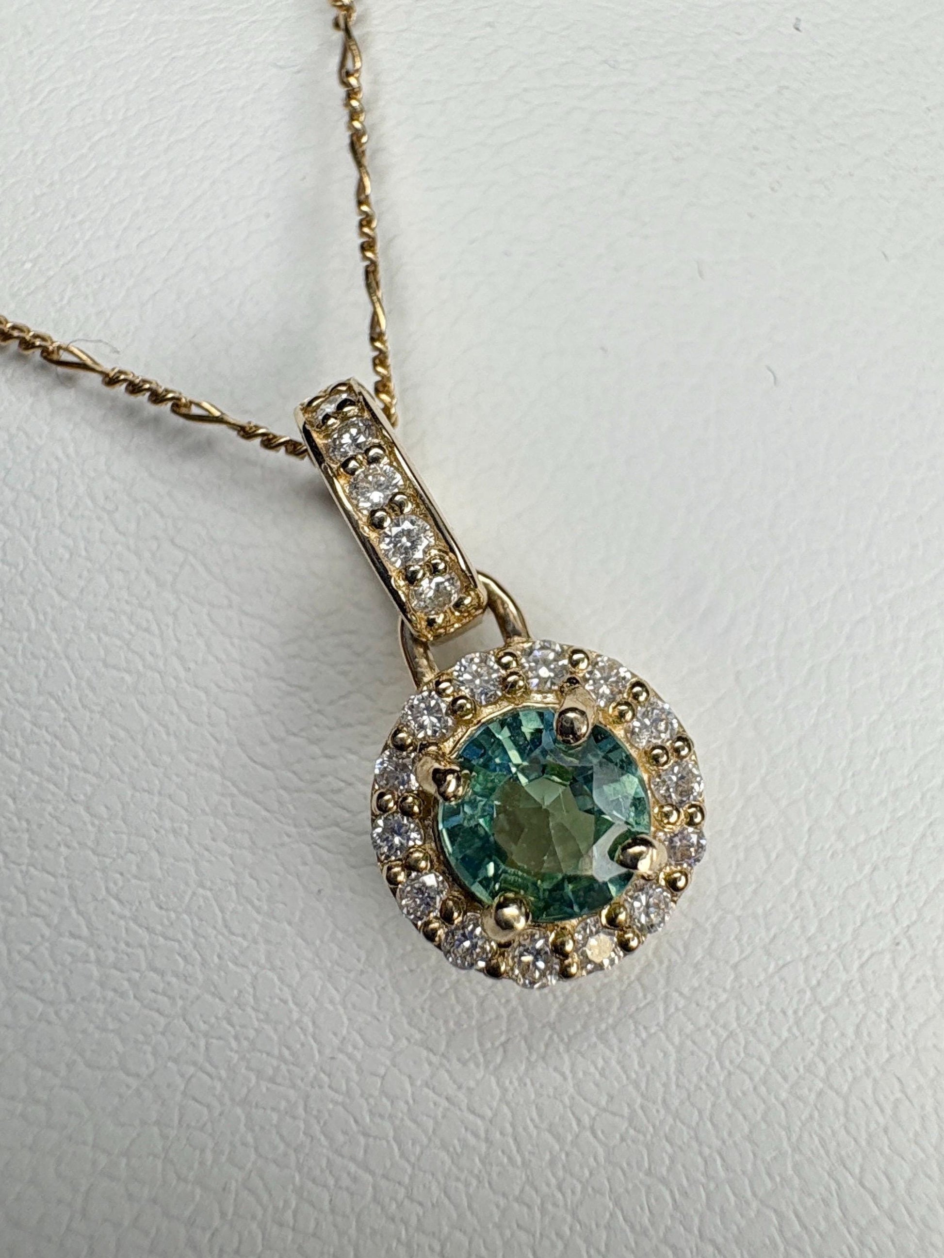 Natural Emerald Diamond halo Pendant Necklace Solid 9k Gold on a 14k Figero Chain 18" - NewLifeJewelryVault
