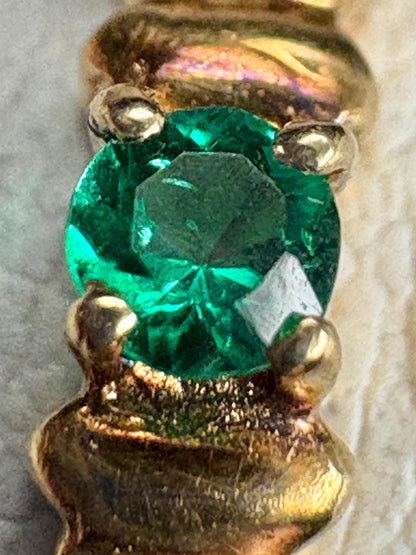 Dainty Emerald Colored Stone Band Ring Solid 18k Gold size 5 - NewLifeJewelryVault