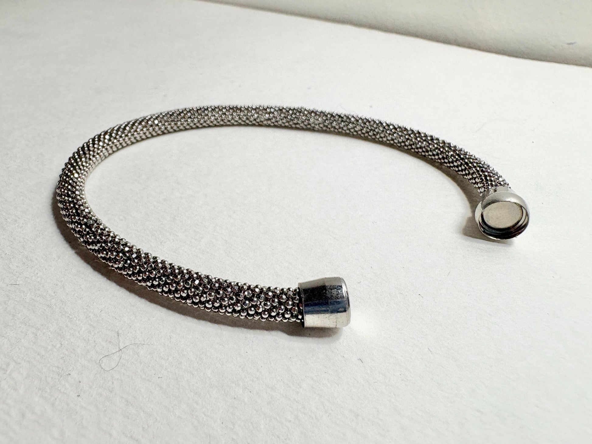 Sterling Silver Flexible Bracelet with Magnetic Clasp 7.5" - NewLifeJewelryVault