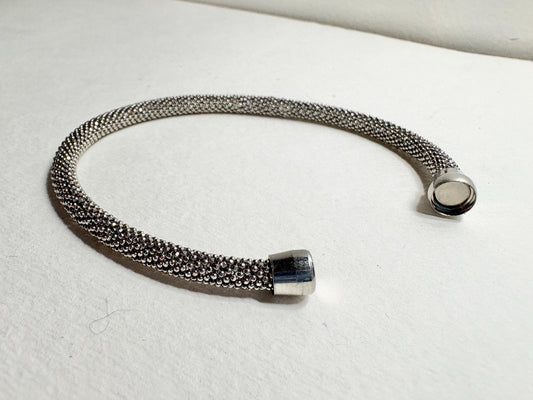 Sterling Silver Flexible Bracelet with Magnetic Clasp 7.5" - NewLifeJewelryVault