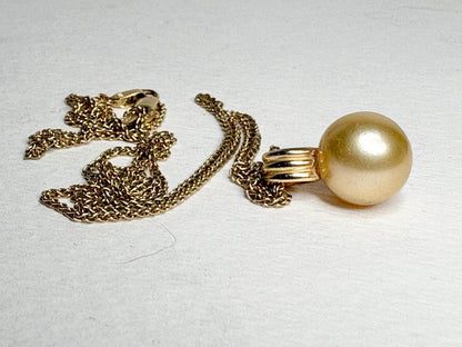 South Sea Golden Cultured Pearl Pendant Necklace Solid 14k Gold 20" - NewLifeJewelryVault
