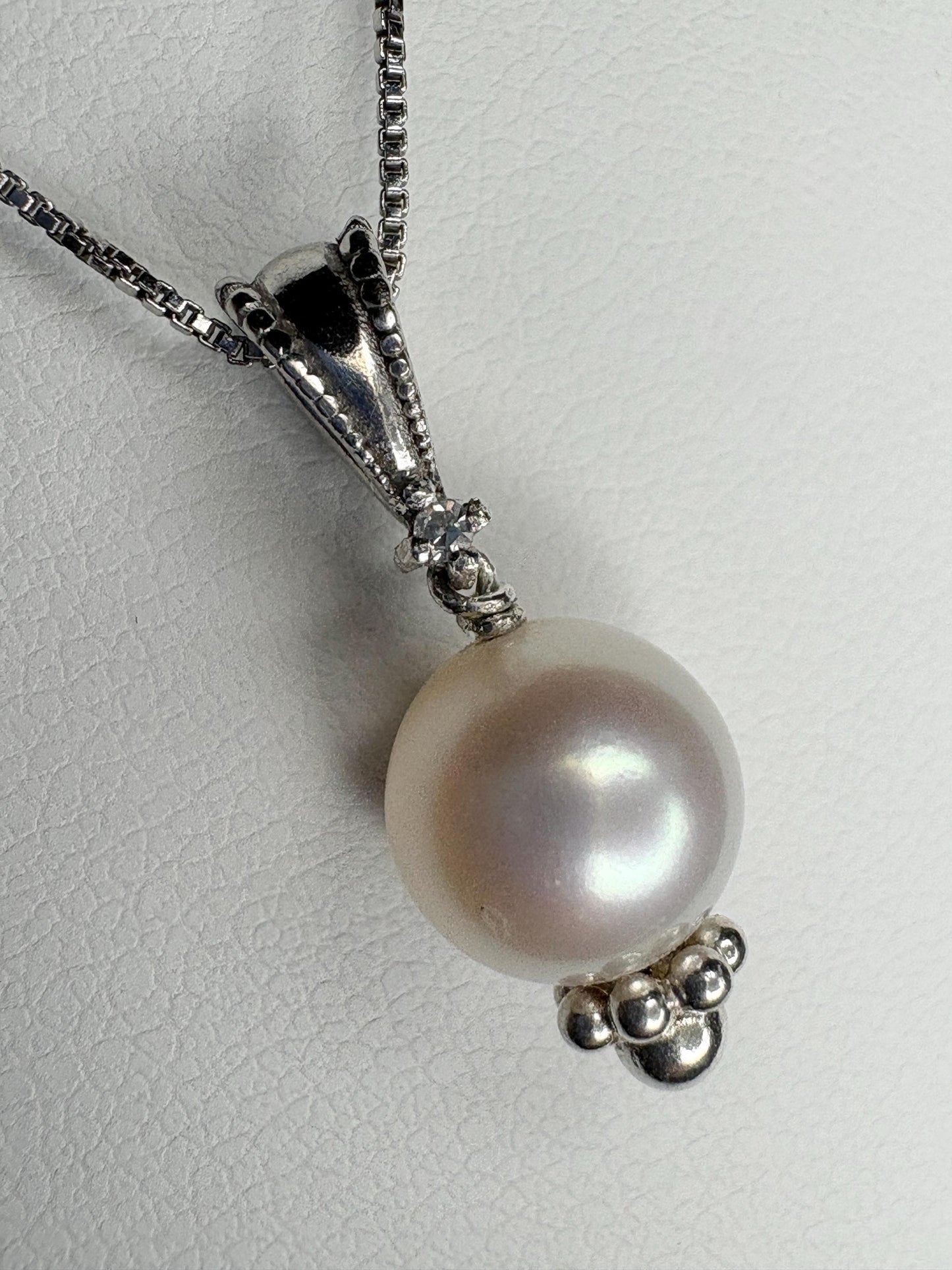 Akoya Cultured Pearl and Diamond Pendant Necklace in Sterling Silver 18" - NewLifeJewelryVault