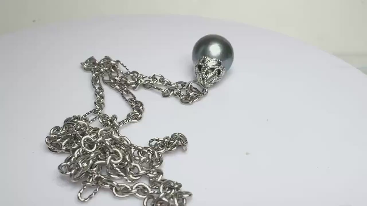 Vintage Tahitian Cultured Pearl 12mm Pendant on a James Avery Chain 20"