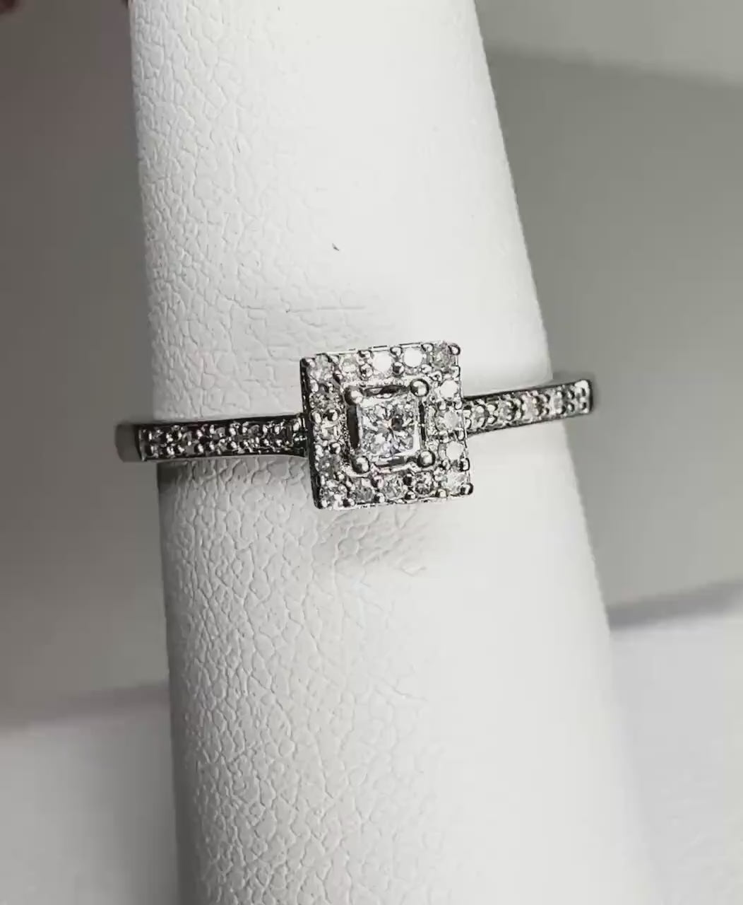 Princess Cut Diamond Halo Engagement Style Ring in Solid 10k White Gold size 6.25