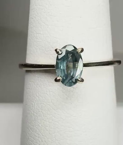 Montana Sapphire Solitaire Oval Ring in Solid 10k Gold size 7