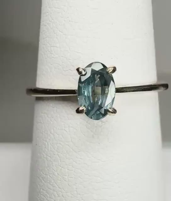 Montana Sapphire Solitaire Oval Ring in Solid 10k Gold size 7