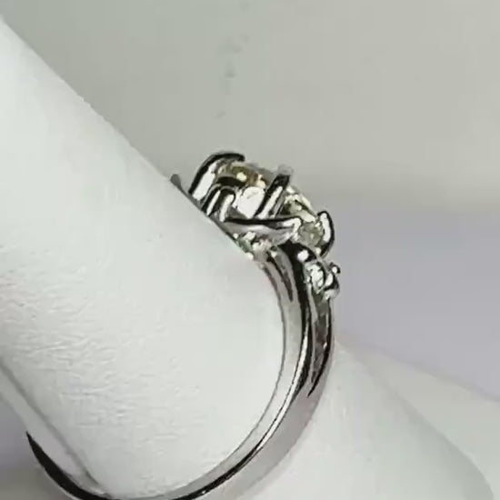Yellow Oregon Sunstone Fleur de lis Ring in Sterling Silver size 7