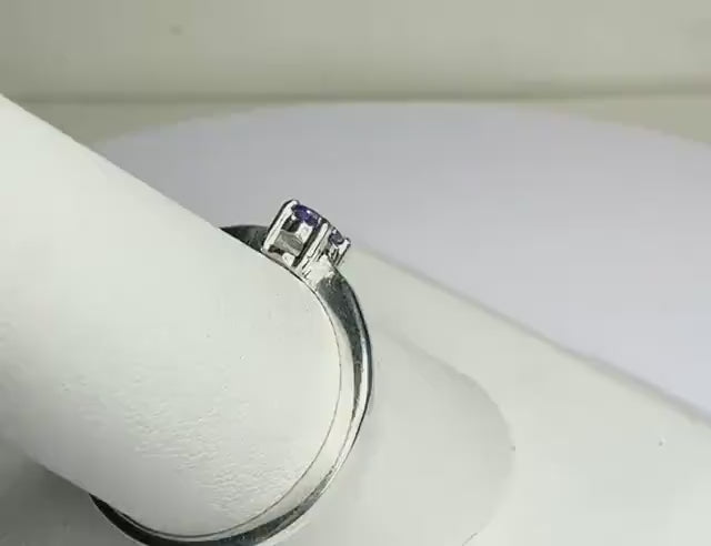 Tanzanite Oval Solitaire Sterling Sterling Silver Ring size 8